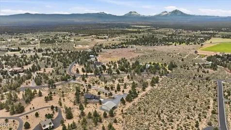 17740 Ox Spur Court Bend OR 97703