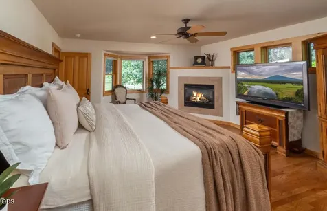 26275 SW Metolius Meadows Drive Camp Sherman OR 97730