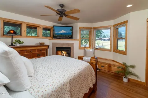 26275 SW Metolius Meadows Drive Camp Sherman OR 97730