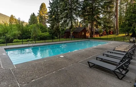 26275 SW Metolius Meadows Drive Camp Sherman OR 97730