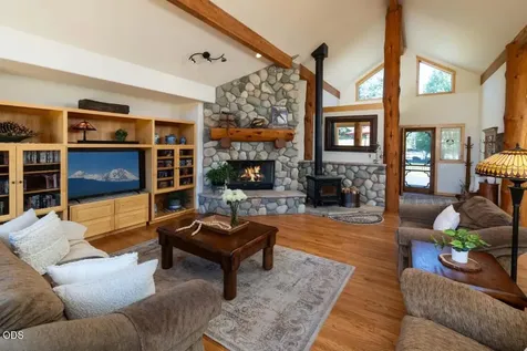 26275 SW Metolius Meadows Drive Camp Sherman OR 97730