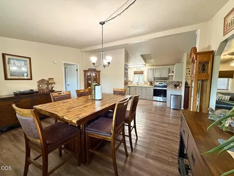 63 Rogue River Drive Eagle Point OR 97524