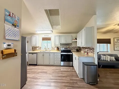 63 Rogue River Drive Eagle Point OR 97524