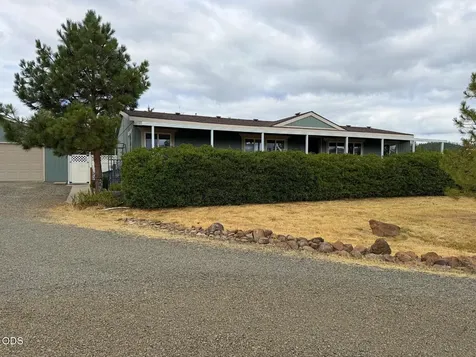 63 Rogue River Drive Eagle Point OR 97524
