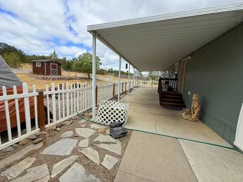 63 Rogue River Drive Eagle Point OR 97524
