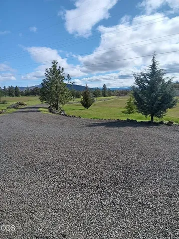 63 Rogue River Drive Eagle Point OR 97524