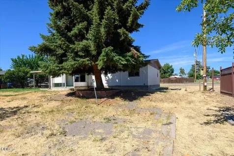 8608 NW 8th Street Terrebonne OR 97760