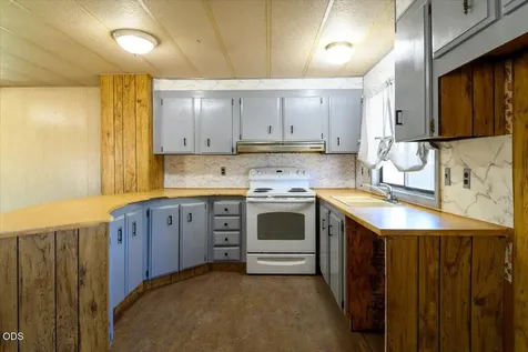 8608 NW 8th Street Terrebonne OR 97760