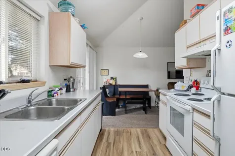 1559 SW Rimrock Way Redmond OR 97756