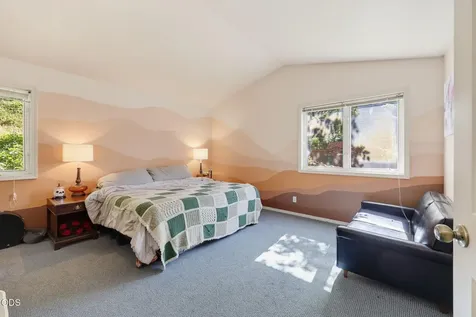 1536 Pinecrest Terrace Ashland OR 97520
