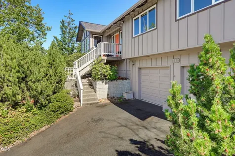 1536 Pinecrest Terrace Ashland OR 97520