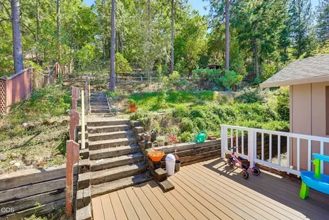 1536 Pinecrest Terrace Ashland OR 97520