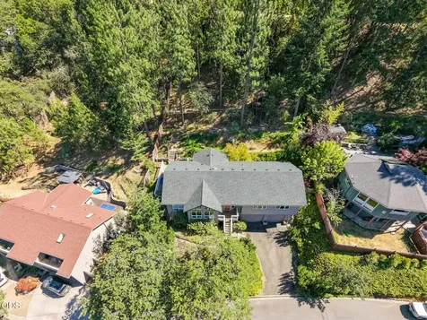 1536 Pinecrest Terrace Ashland OR 97520