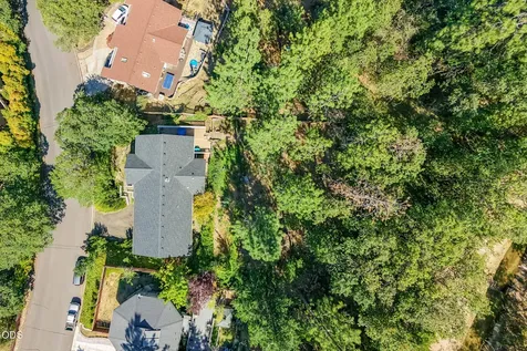 1536 Pinecrest Terrace Ashland OR 97520