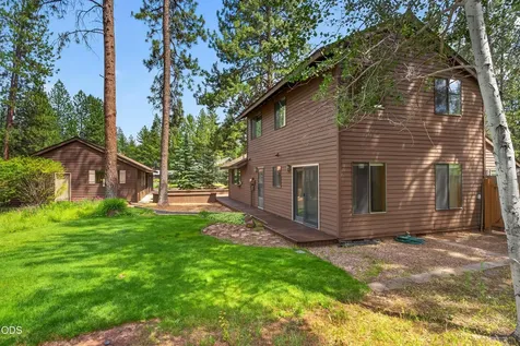 15704 Tumble Weed Turn Sisters OR 97759