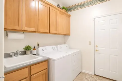 499 Ridgeway Avenue Central Point OR 97502