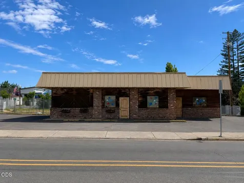 414 E Pine Street Central Point OR 97502