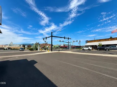 414 E Pine Street Central Point OR 97502