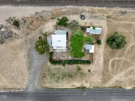 31 3rd Street Metolius OR 97741