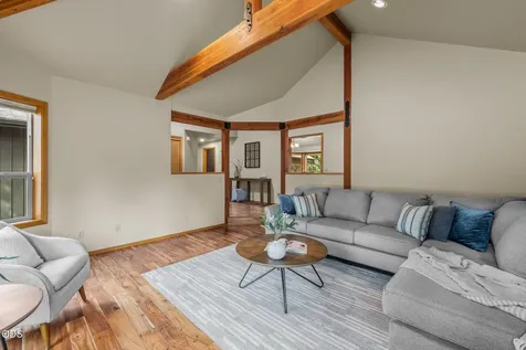 18217 Oregon Loop Sunriver OR 97707