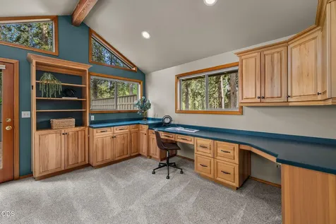 18217 Oregon Loop Sunriver OR 97707
