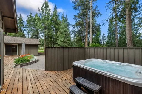 18217 Oregon Loop Sunriver OR 97707