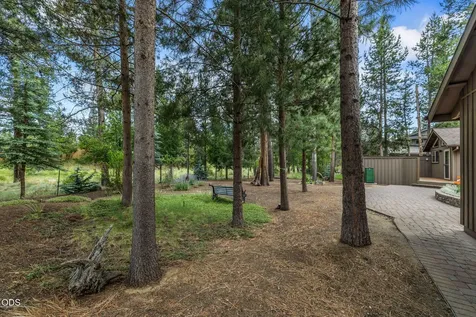 18217 Oregon Loop Sunriver OR 97707