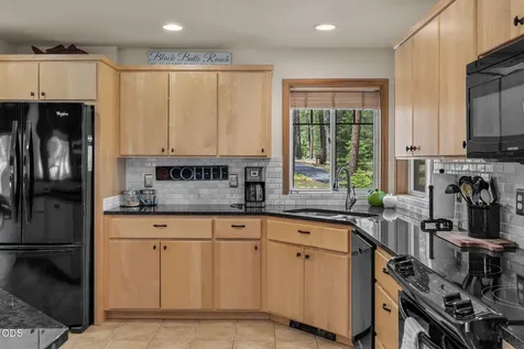 71006 Bracken Lane Black Butte Ranch OR 97759