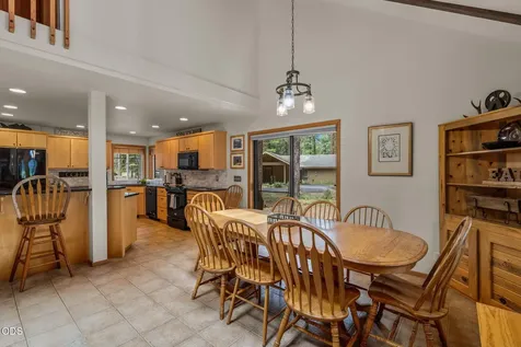 71006 Bracken Lane Black Butte Ranch OR 97759