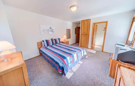 57598 White Elm Sunriver OR 97707