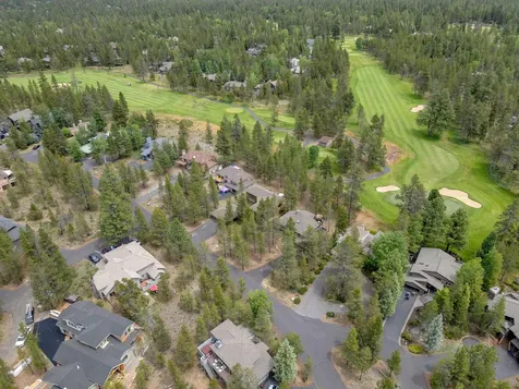 57598 White Elm Sunriver OR 97707