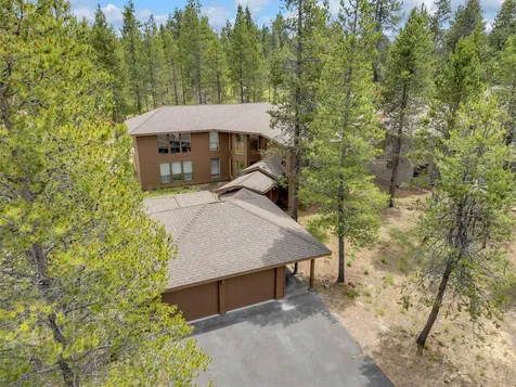57598 White Elm Sunriver OR 97707