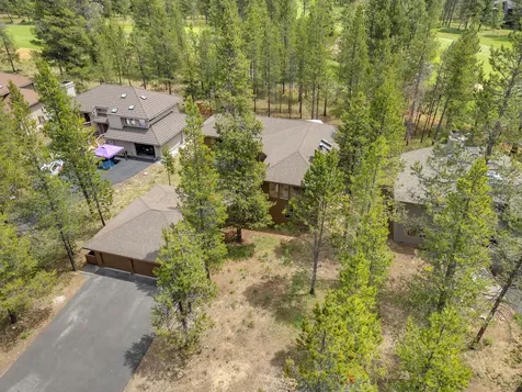 57598 White Elm Sunriver OR 97707