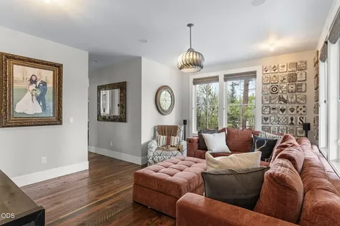 3306 NW Shevlin Ridge Bend OR 97703