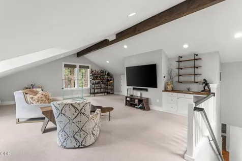 3306 NW Shevlin Ridge Bend OR 97703