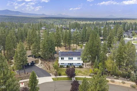 3306 NW Shevlin Ridge Bend OR 97703