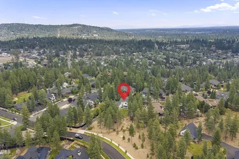 3306 NW Shevlin Ridge Bend OR 97703