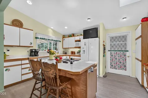 11339 Michael Road Central Point OR 97502