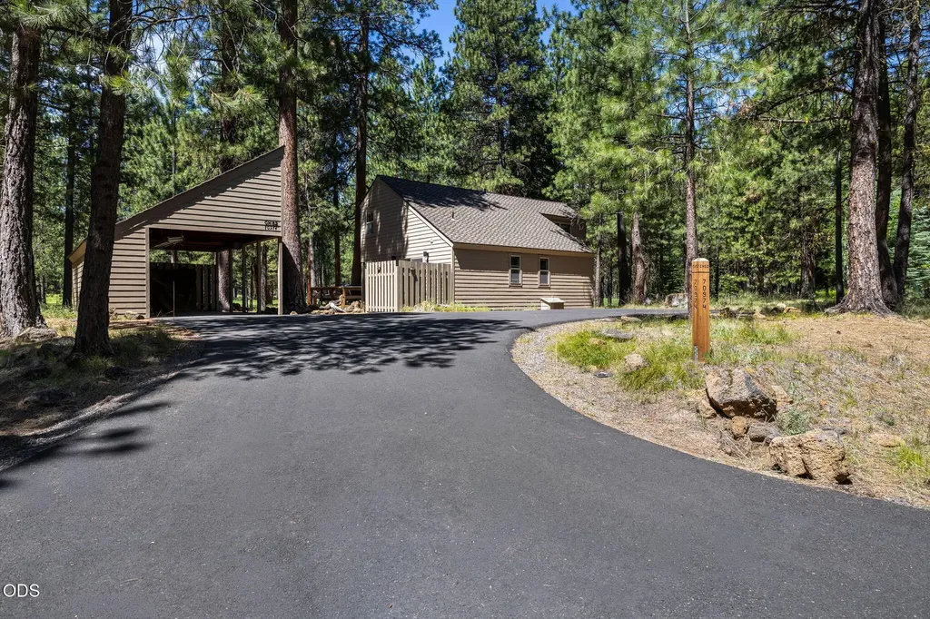 70974 Meadow Grass Circle Black Butte Ranch OR 97759