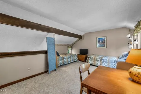70974 Meadow Grass Circle Black Butte Ranch OR 97759