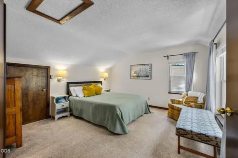 70974 Meadow Grass Circle Black Butte Ranch OR 97759