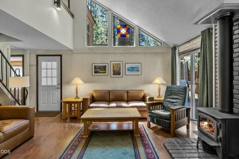 70974 Meadow Grass Circle Black Butte Ranch OR 97759