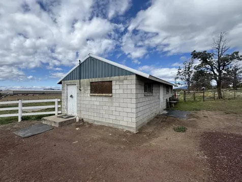 11997 SW Cornett Loop Powell Butte OR 97753