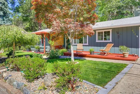 492 Herbert Street Ashland OR 97520