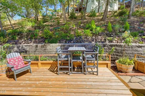 492 Herbert Street Ashland OR 97520