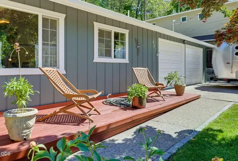 492 Herbert Street Ashland OR 97520