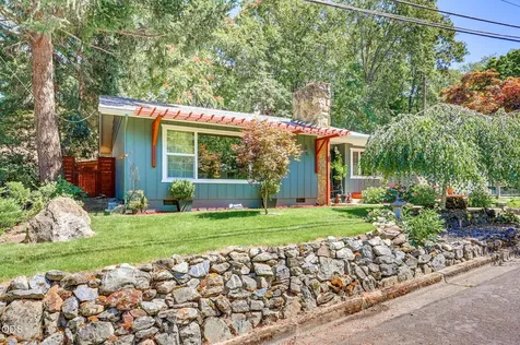 492 Herbert Street Ashland OR 97520