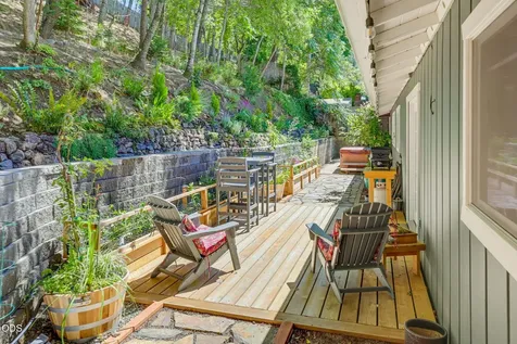 492 Herbert Street Ashland OR 97520