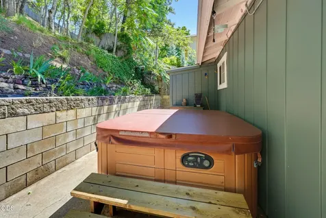 492 Herbert Street Ashland OR 97520