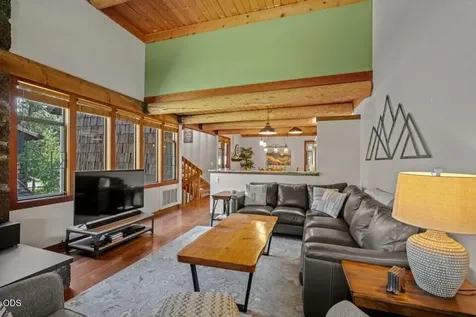 57089 Wild Lily Lane Sunriver OR 97707